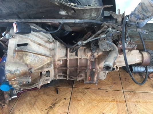 เครื่องD4D2500. พร้อมเกียร์ ไม่มีใบ สภาพดีมากพร้อมใช้เลย เครื่องD4D2500. พร้อมเกียร์ ไม่มีใบ สภาพดีมากพร้อมใช้เลย