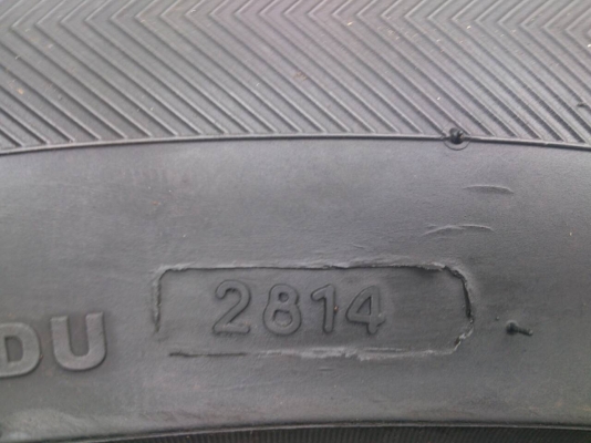 ขายยาง ACHILLES 265/50R20 ยางสัปดาห์ที่28ปี14 ดอกยางหนาสดเท่ากันสวยๆ จำนวน 1 ชุด 5800