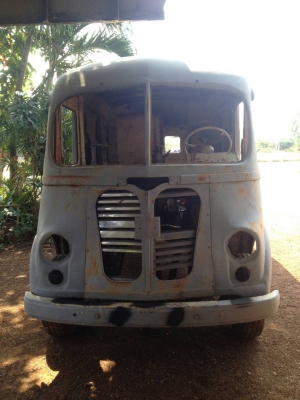 ขาย International metro bus เบอร์ 087-1408877 (ตรี)