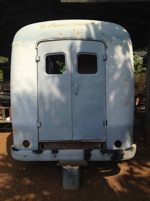 ขาย International metro bus เบอร์ 087-1408877 (ตรี)