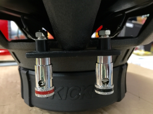 ขายลำโพงซับ 10" KICKER รุ่น 10ES104 วอล์ยคอล์ยเดี่ยวเดิมๆ