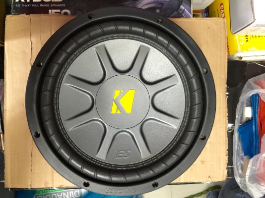 ขายลำโพงซับ 10" KICKER รุ่น 10ES104 วอล์ยคอล์ยเดี่ยวเดิมๆ