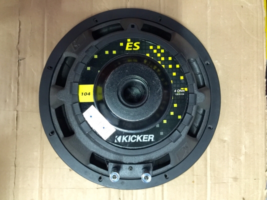ขายลำโพงซับ 10" KICKER รุ่น 10ES104 วอล์ยคอล์ยเดี่ยวเดิมๆ