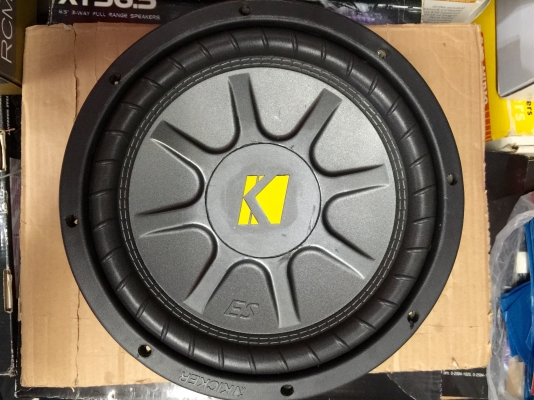 ขายลำโพงซับ 10" KICKER รุ่น 10ES104 วอล์ยคอล์ยเดี่ยวเดิมๆ