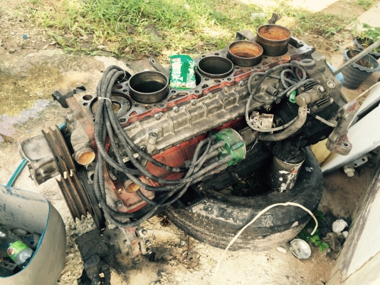 เครื่อง6HH1ฝาขาว24V สภาพเครื่องติดแก้สล้วนพัง เครื่อง6HH1ฝาขาว24V สภาพเครื่องติดแก้สล้วนพัง