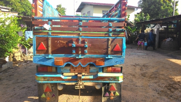 ขายรถอีแต๋นแท้ๆ เครื่องยนต์คูโบต้า 11 แรง สภาพดี มีทะเบียน ซื้อรถบ้านๆ สภาพดีๆแบบนี้ดีกว่า มาดูรถแล้วรับรองไม่ผิดหวังครับ