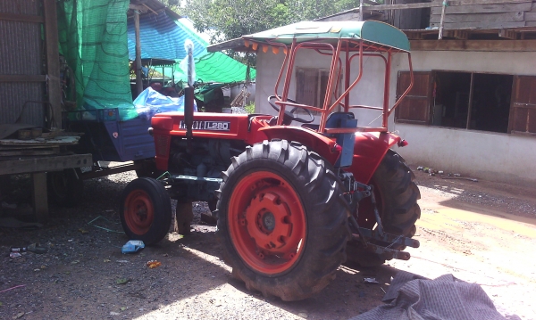 โอนเงินมัดจำแล้วจากคุณหนึ่ง อุตรดิตถ์ขอบคุณที่ไว้วางใจ ขอบคุณTRUCK2HANDครับลดเหลือ39000 คูโบต้าเพลาเดียว28แรง+ผาน3