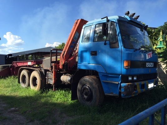 สิบล้อหัวลากISUZU 275 แรงม้า เครน TCM 5 ตัน พร้อมหาง ARMY แบบ  2 เพลา