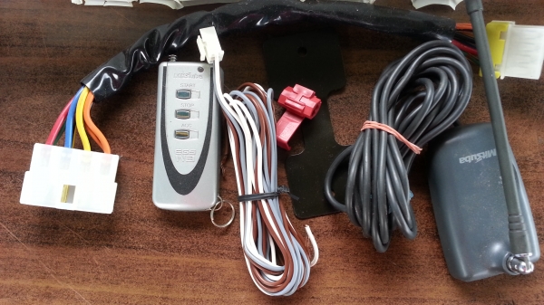 ขายรีโมท สตาร์จ ของใหม่แต่เก่าเก็บจริงๆ ยุ่นๆ ยังไม่เคยใช้งาน