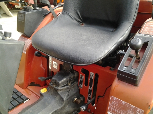 ขายรถไถนั่งขับ YANMAR- F16D