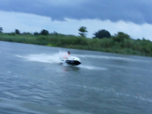 ขาย kawasaki 550  สวยๆ  ( มีคลิป) พร้อมเล่น