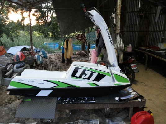 ขาย kawasaki 550  สวยๆ  ( มีคลิป) พร้อมเล่น