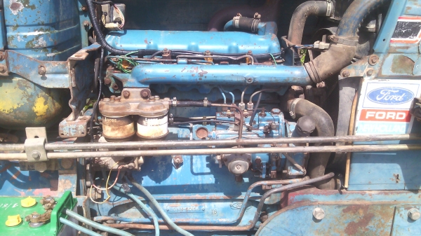 ขายรถไถFORD รุ่น6600  เครื่ิองT6  เกียร์D7  แท้ๆเต็มคัน  0810076640