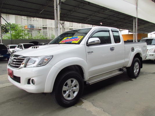 TOYOTA VIGO CHAMP 2.5E Prerunner SMART CAB MT ปี2014