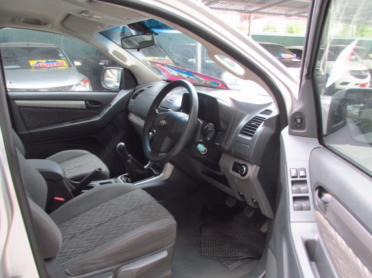 CHEVROLET COLORADO 2.5 Z71 CREW CAB MT ปี 2012