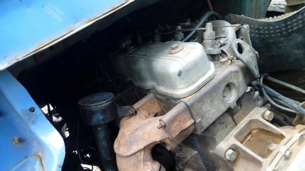 ดั้ม 350,000 เอฟหน้า-หลังเกียร์ร็อคกี้ 0929808941