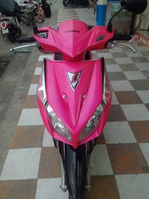 Click i สีชมพู ดำ รถสวย สภาพดี พร้อมใช้ หัวฉีดประหยัดน้ำมัน Click i สีชมพู ดำ รถสวย สภาพดี พร้อมใช้ หัวฉีดประหยัดน้ำมัน