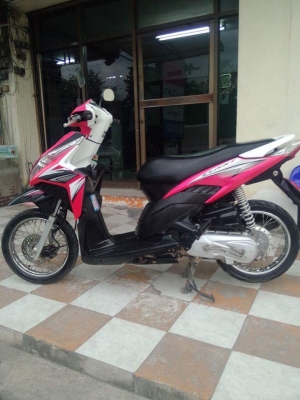 Click i สีชมพู ดำ รถสวย สภาพดี พร้อมใช้ หัวฉีดประหยัดน้ำมัน Click i สีชมพู ดำ รถสวย สภาพดี พร้อมใช้ หัวฉีดประหยัดน้ำมัน