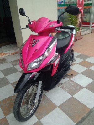 Click i สีชมพู ดำ รถสวย สภาพดี พร้อมใช้ หัวฉีดประหยัดน้ำมัน Click i สีชมพู ดำ รถสวย สภาพดี พร้อมใช้ หัวฉีดประหยัดน้ำมัน