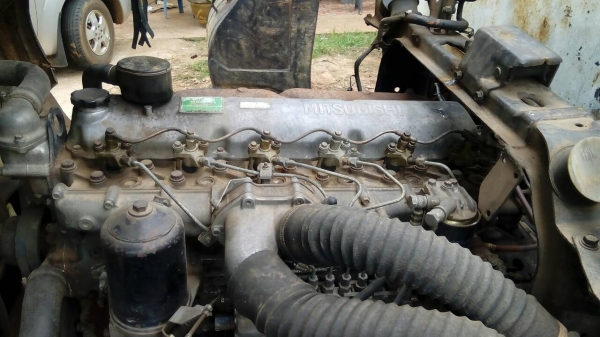 ฟูโซ่1เพลาเครื่องหกดี15ลาก200มีบรรไดรถเกี่ยวราคา 65 ฟูโซ่1เพลาเครื่องหกดี15ลาก200มีบรรไดรถเกี่ยวราคา 65