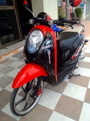 Honda Scoopy i ลาย Active Boy เครื่องเดิมๆ (ล้อแม็กซ์) สวยเท่ห์สุดๆ