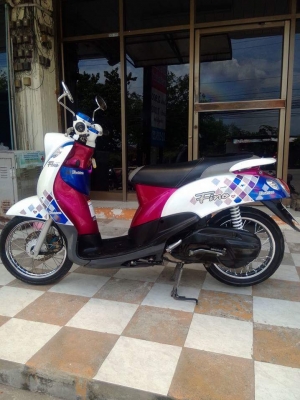 Fino ปี 2556 ลายณเดช รถสวยนางฟ้ามาก เครื่องเดิมๆ ขับดีน่าใช้สุดๆ ขายเพียง 20000 บาทเท่านั้น รถจดทะเบียน 9 มกราคม 2556 วิ่งเพียง 9xxx โล รถสวยนางฟ้ามาก ลายณเดช เครื่องเดิมๆ ขับนิ่มขี่ดีมาก สภาพดีน่าใช้สุดๆ รถไม่มีปัญหาใดๆ พร้อมใช้  ## เปลี่ยนน้ำมันเครื่องใ