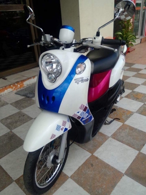 Fino ปี 2556 ลายณเดช รถสวยนางฟ้ามาก เครื่องเดิมๆ ขับดีน่าใช้สุดๆ ขายเพียง 20000 บาทเท่านั้น รถจดทะเบียน 9 มกราคม 2556 วิ่งเพียง 9xxx โล รถสวยนางฟ้ามาก ลายณเดช เครื่องเดิมๆ ขับนิ่มขี่ดีมาก สภาพดีน่าใช้สุดๆ รถไม่มีปัญหาใดๆ พร้อมใช้  ## เปลี่ยนน้ำมันเครื่องใ