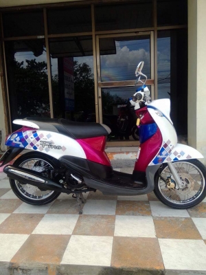 Fino ปี 2556 ลายณเดช รถสวยนางฟ้ามาก เครื่องเดิมๆ ขับดีน่าใช้สุดๆ ขายเพียง 20000 บาทเท่านั้น รถจดทะเบียน 9 มกราคม 2556 วิ่งเพียง 9xxx โล รถสวยนางฟ้ามาก ลายณเดช เครื่องเดิมๆ ขับนิ่มขี่ดีมาก สภาพดีน่าใช้สุดๆ รถไม่มีปัญหาใดๆ พร้อมใช้  ## เปลี่ยนน้ำมันเครื่องใ