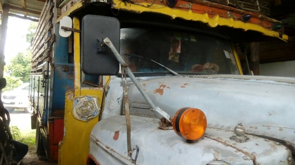 หกล้อหน้าสวย190000เครื่องหกบีๆ145ท้ายฟูโซ่บรรทุก11ตันสบายๆราคาต่อรองได้