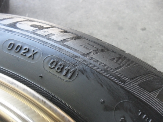 ล้อแม็ก 17นิ้ว 6รู RG-D หน้า8หลัง9 พร้อมยาง สวยๆ 4 ล้อ ราคา 10900 บาท ล้อแม็ก 17นิ้ว 6รู RG-D หน้า8หลัง9 พร้อมยาง สวยๆ 4 ล้อ ราคา 10900 บาท