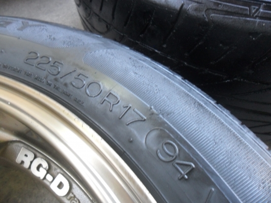 ล้อแม็ก 17นิ้ว 6รู RG-D หน้า8หลัง9 พร้อมยาง สวยๆ 4 ล้อ ราคา 10900 บาท ล้อแม็ก 17นิ้ว 6รู RG-D หน้า8หลัง9 พร้อมยาง สวยๆ 4 ล้อ ราคา 10900 บาท