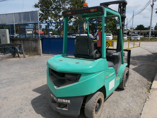 ขายรถ mitsubishi ขนาด 3 ตัน ดีเซล ปี 2011 เกียร์ ออโต้