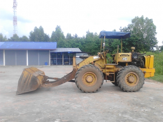 ขายรถตัก KOMATSU JH30 โทร 086-1391949