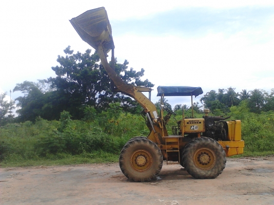 ขายรถตัก KOMATSU JH30 โทร 086-1391949