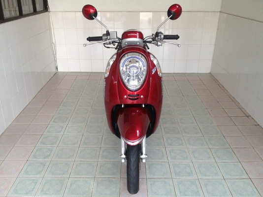 Scoopy-i ลายClassic โฉมปัจจุบัน วิ่ง4000 ปลายปี57 (ของแถม 4 รายการ)