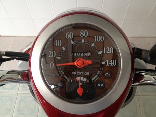 Scoopy-i ลายClassic โฉมปัจจุบัน วิ่ง4000 ปลายปี57 (ของแถม 4 รายการ)