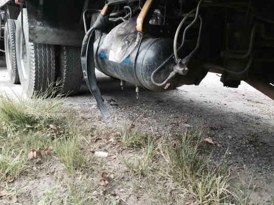 10ล้อเพลาเดียว195แรงFVM32M R-3001347...เครื่ิอง6HE1..สวย คัสซีสวยตลอดเส้น