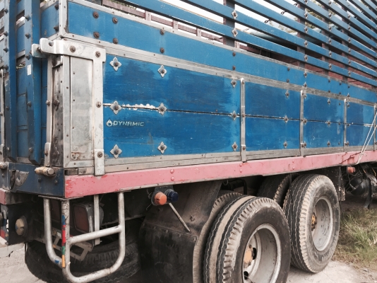 10ล้อเพลาเดียว195แรงFVM32M R-3001347...เครื่ิอง6HE1..สวย คัสซีสวยตลอดเส้น