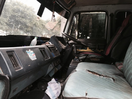 10ล้อเพลาเดียว195แรงFVM32M R-3001347...เครื่ิอง6HE1..สวย คัสซีสวยตลอดเส้น