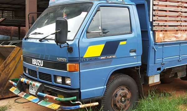 **385,000 บ. ต่อรอง/// 6ล้อ NPR-115 รถห้างแท้ ช่วงล่างใหญ่ **ขาย ISUZU NPR-115 6ล้อบรรทุก ยอดนิยม สภาพสวย ช่วงล่างใหญ่ ขาลุย ISUZU NPR (JAANPR59LK) 4BD1-115แรง รุ่น กรองดำ เกียร์ยาว ปี34-35 เครื่องเดิม เกียร์เดิม แปลงเกียร์สั้น(เกียร์สาย) แล้วครับ เครื่อง