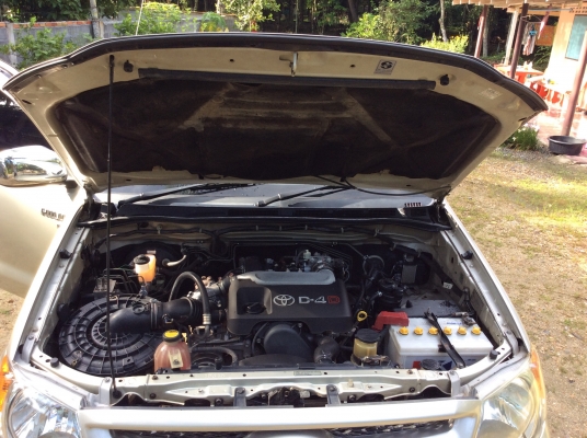 โตโยต้าวีโก้ 2.5 G รุ่นท็อปสุด กระจกไฟฟ้า ABS-AIRBAg