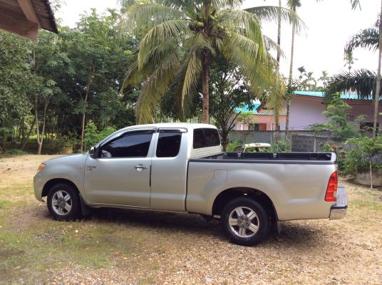 โตโยต้าวีโก้ 2.5 G รุ่นท็อปสุด กระจกไฟฟ้า ABS-AIRBAg