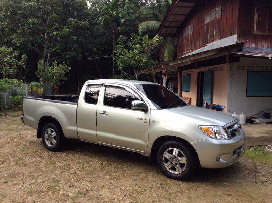 โตโยต้าวีโก้ 2.5 G รุ่นท็อปสุด กระจกไฟฟ้า ABS-AIRBAg