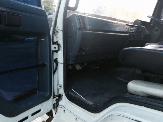 10ล้อติดเครน 4.5ตัน 195แรง..ISUZU จัมโบ้ คัสซีใหญ่ วางหัวร็อกหัวนอก เบรคทิฟฟี่ ลงเล่มพร้อม...