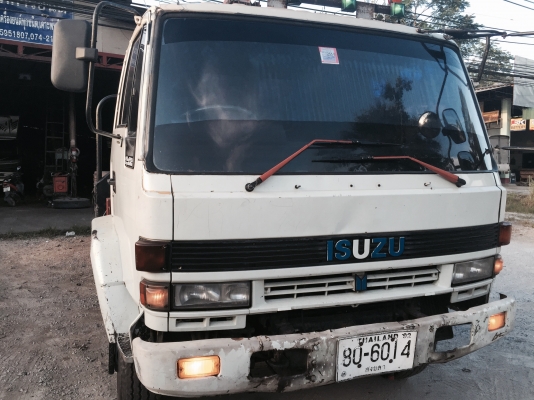 10ล้อติดเครน 4.5ตัน 195แรง..ISUZU จัมโบ้ คัสซีใหญ่ วางหัวร็อกหัวนอก เบรคทิฟฟี่ ลงเล่มพร้อม...