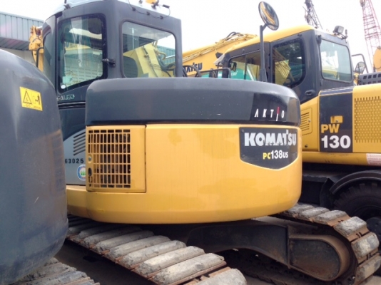 รถขุด Komatsu PC138US-2E1 จากญี่ปุ่น สนใจโทร. 080-6565422 (หนิง)