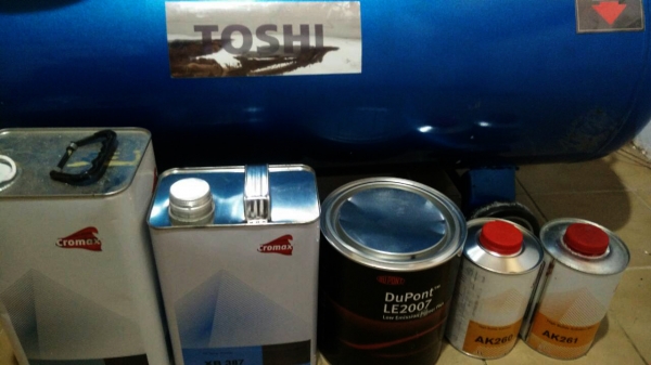 ปั้มลม TOSHI  ระบบลูกสูบ/สายพาน  3 แรงม้า 100 ลิตร  for Car Paint  ขาย 9700