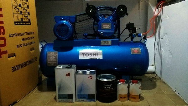 ปั้มลม TOSHI  ระบบลูกสูบ/สายพาน  3 แรงม้า 100 ลิตร  for Car Paint  ขาย 9700