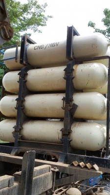 ขายถังก๊าซNgv8ถังพร้อมขา ชุดไฟอีพลัส ใช้งานปกติพร้อมยกลง