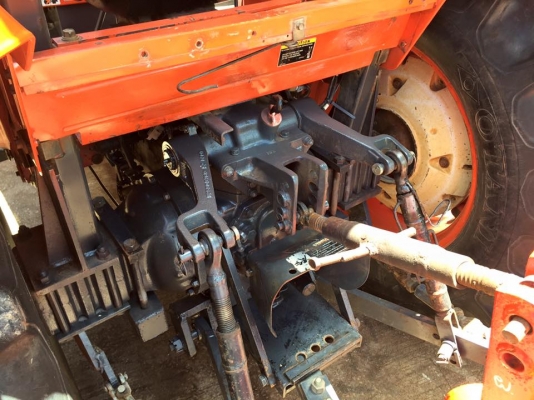 ขายรถไถ Kubota M5000 SU(4WD) พร้อมใบมีดและผานพรวนLCS รถสวยพร้อมใช้งาน ขายรถไถ Kubota M5000 SU(4WD) พร้อมใบมีดและผานพรวนLCS รถสวยพร้อมใช้งาน